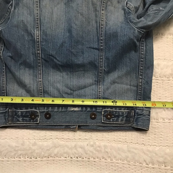 Levi’s Women's Denim Jean Jacket.  Size XS - Picture 10 of 10